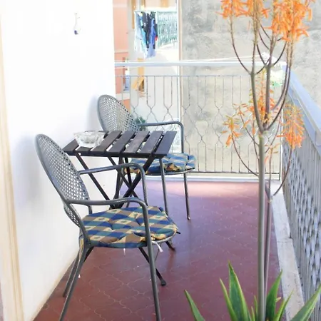 דירה Sehr Zentral Mit Parkmoeglichkeit By Interhome