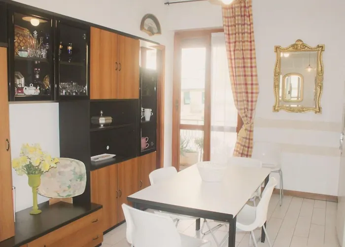 Sehr Zentral Mit Parkmoeglichkeit By Interhome * Levanto